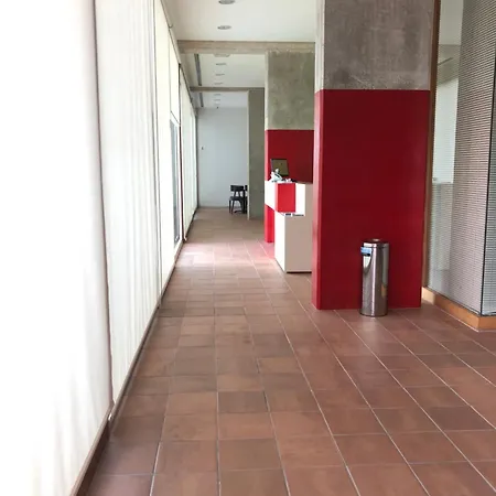 Apartahotel Camino De Rabe