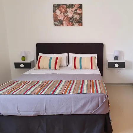 Apartahotel Camino De Rabe