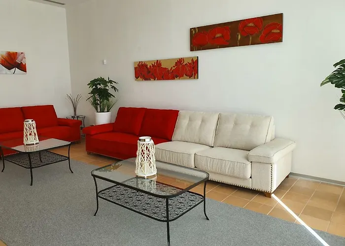 Camino De Rabe 아파트호텔